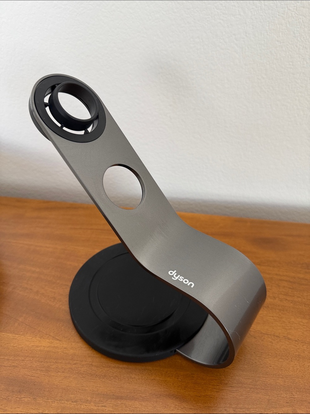 Dyson Supersonic hair dryer stand / presentation stand